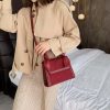 5335679434826 Casual retro temperament frosted messenger bag women