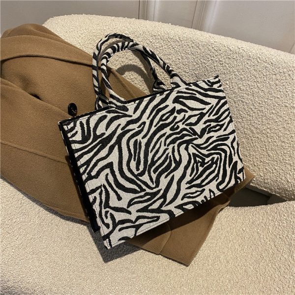 6c76a07d-50d7-4093-90d5-145d59e2d300 Popular Simple Shoulder Bag Tote