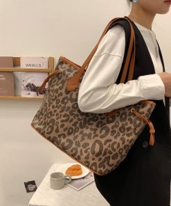 8626d8ca-4352-4a8e-a7ec-78783e372aa7 Fashion Net Celebrity Single Shoulder Tote Bag