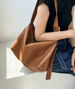 e7be743d-9812-42b0-84ea-18bb81fee426 Tote Bag Large Capacity Fashion Shoulder Commuter Bag